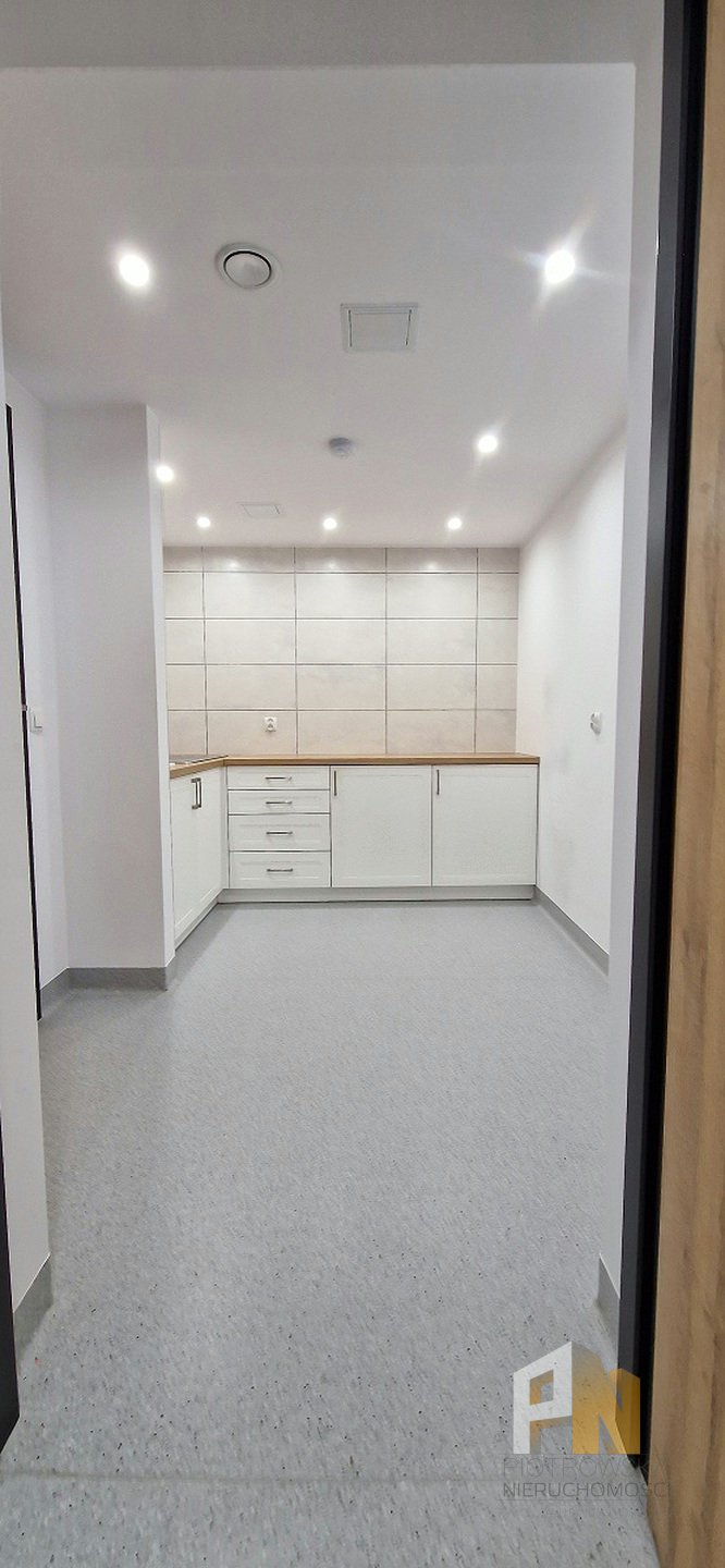 DO WYNAJĘCIA CZTERY GABINETY STOMATOLOGICZNE, 29, 27, 19, 19 M2 - zdjęcie 3