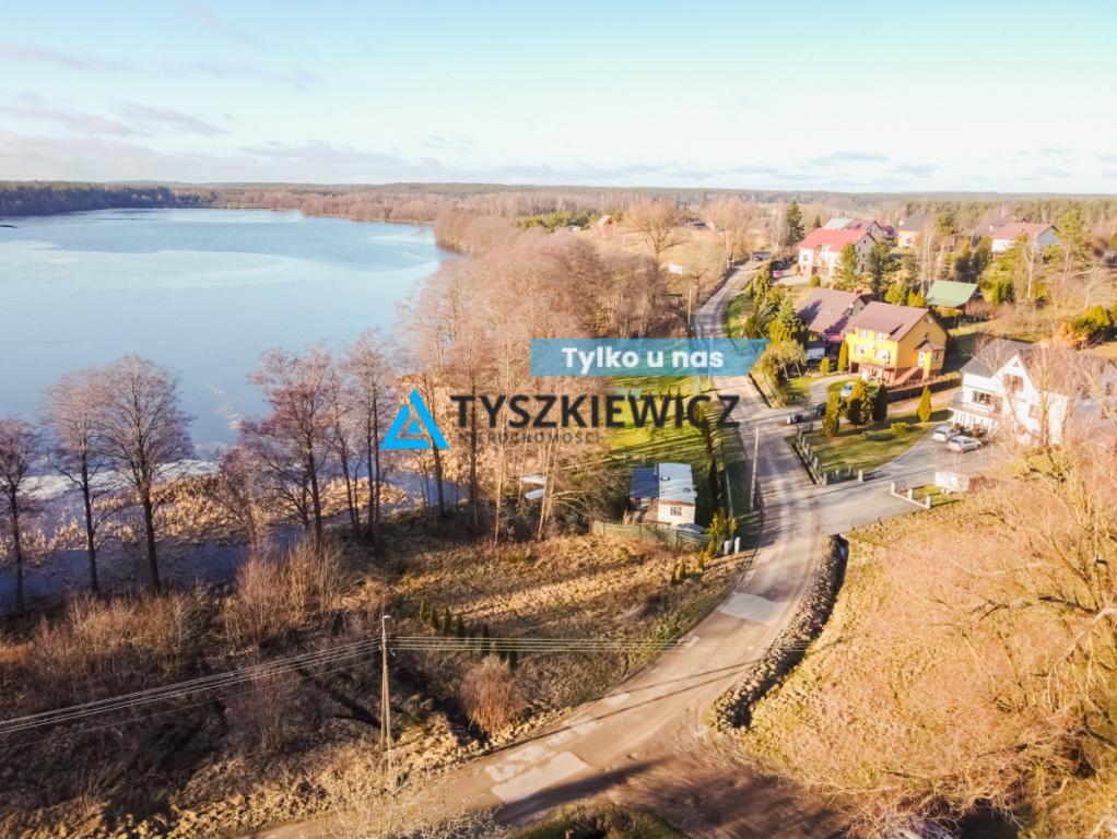Działka nad jeziorem Strzepcz w pierwszej lini - zdjęcie 1