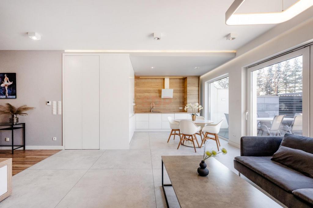 Dom 167 m², Radomierzyce, Różana - zdjęcie 4