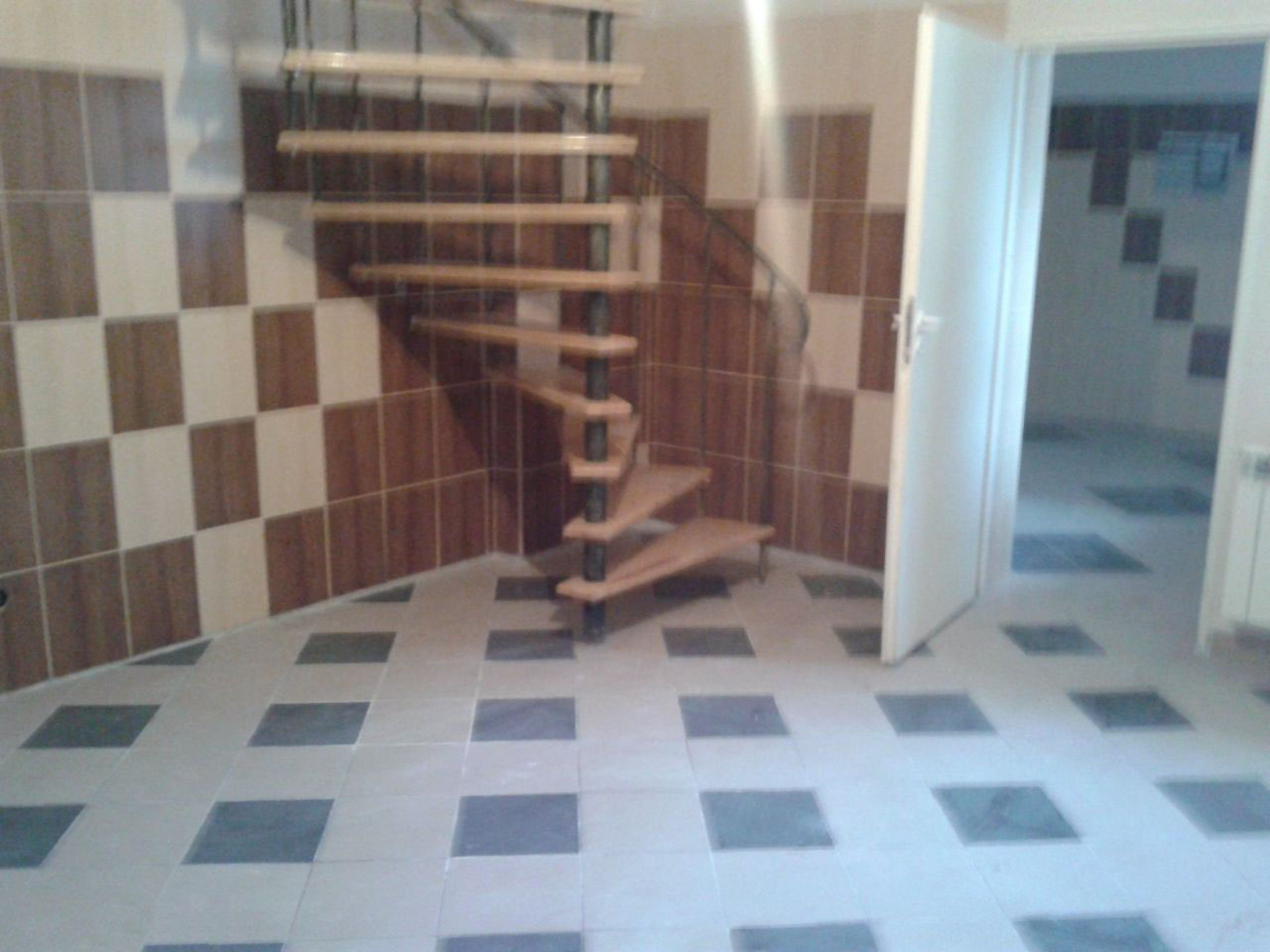 Lokal użytkowy na parterze 125 m2, 3 miejsca postojowe - zdjęcie 1