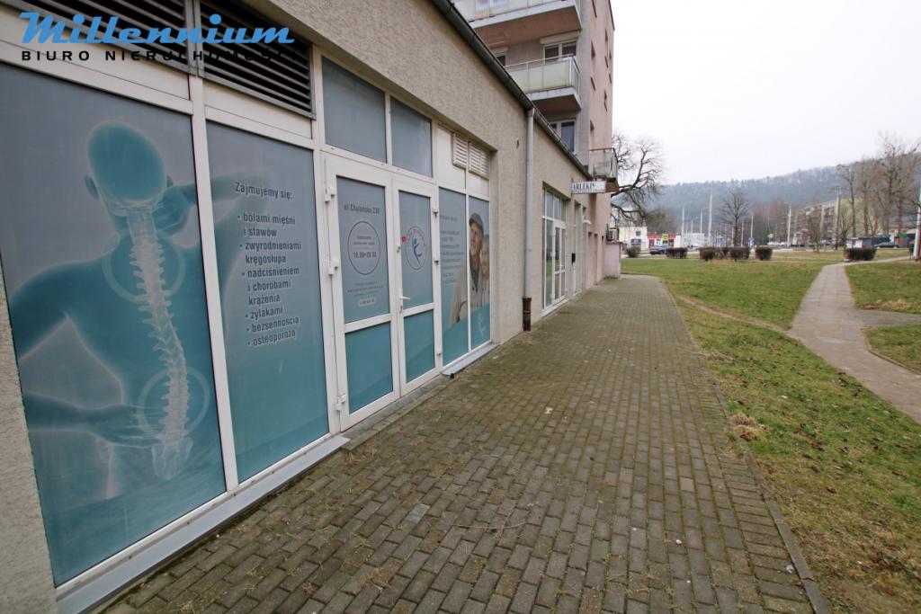 Lokal  usługowy w atrakcyjnej cenie!  Nie czekaj! - zdjęcie 6