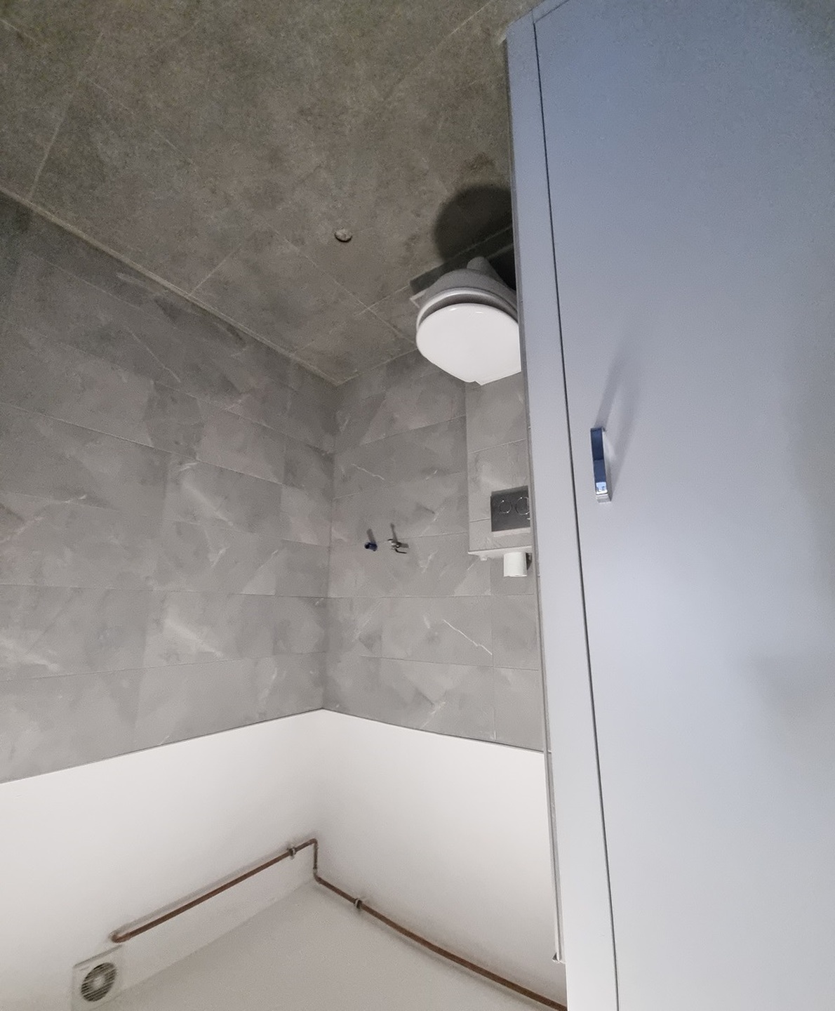 Lokale usługowo-handlowe 200 m2, parkingna 10 samochodów - zdjęcie 5