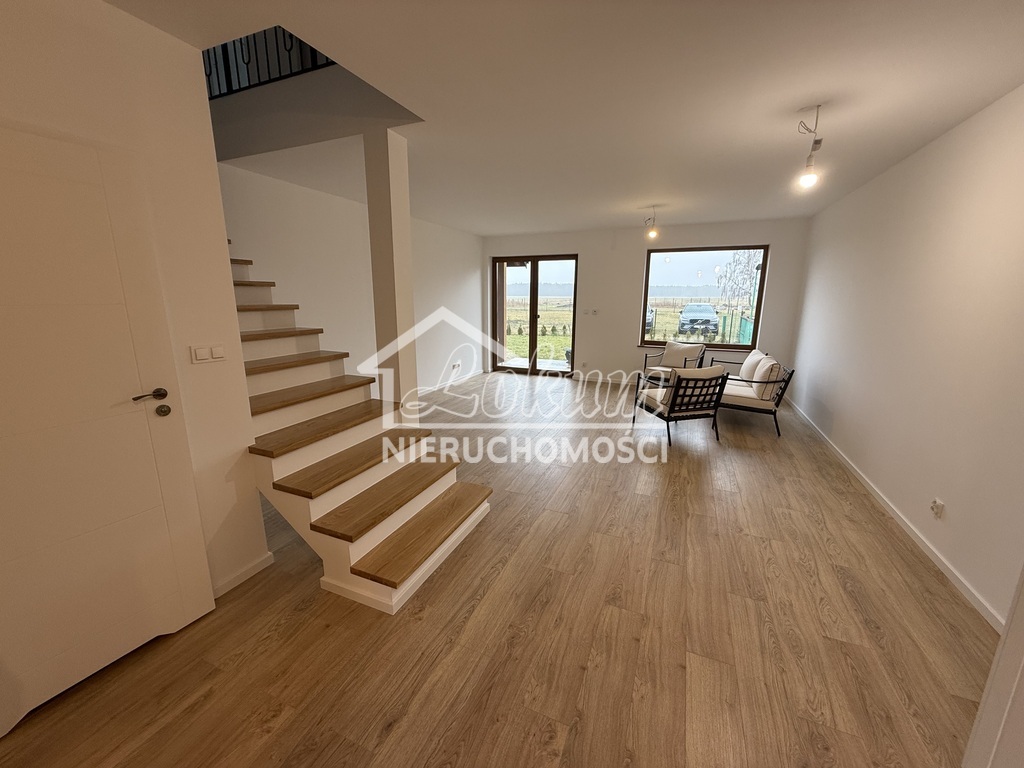 Dom 135&nbsp;m², Stepnica, Łąkowa - zdjęcie 1