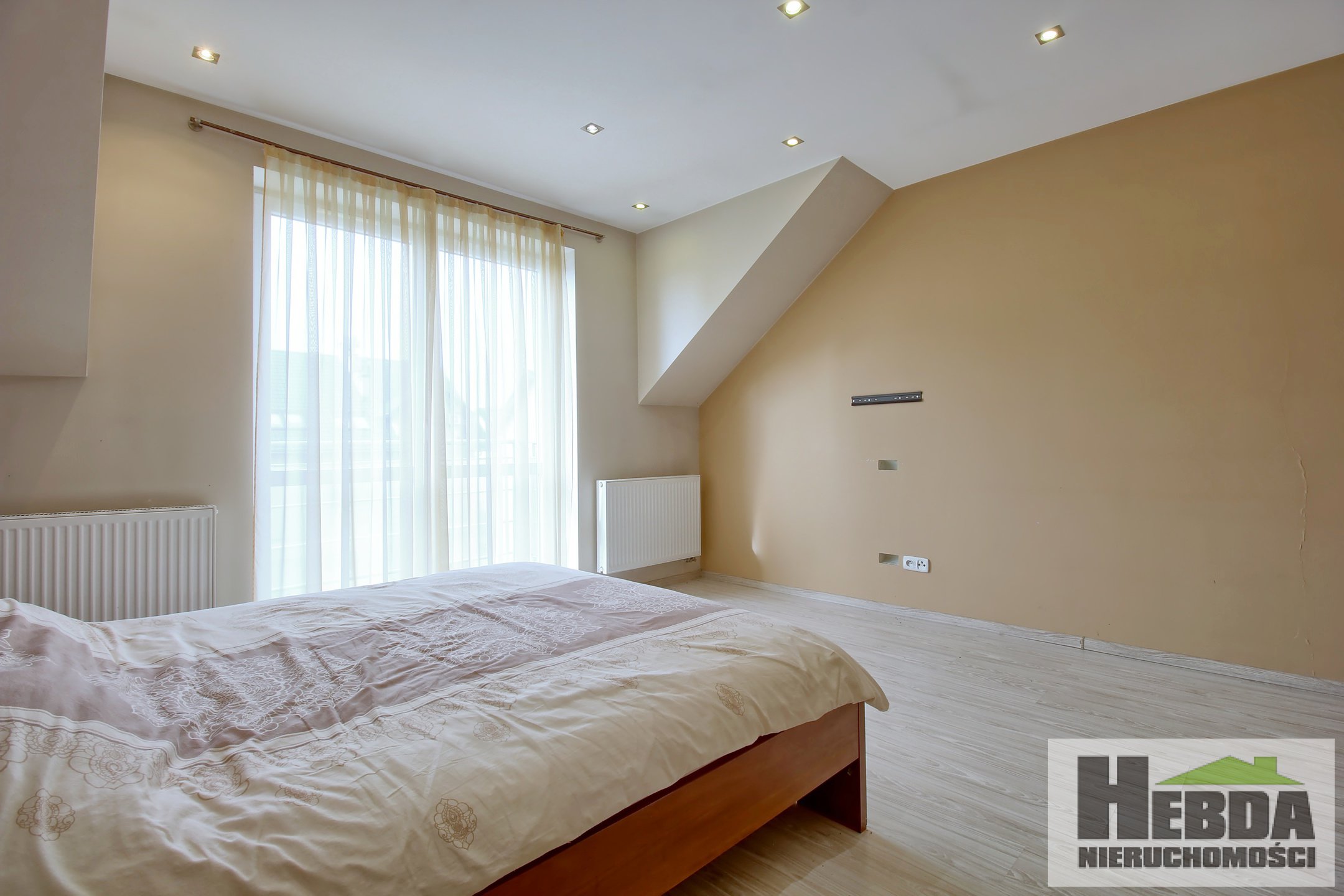 Zamknięte osiedle !!! Mieszkanie dla dużej rodziny !!! - zdjęcie 9