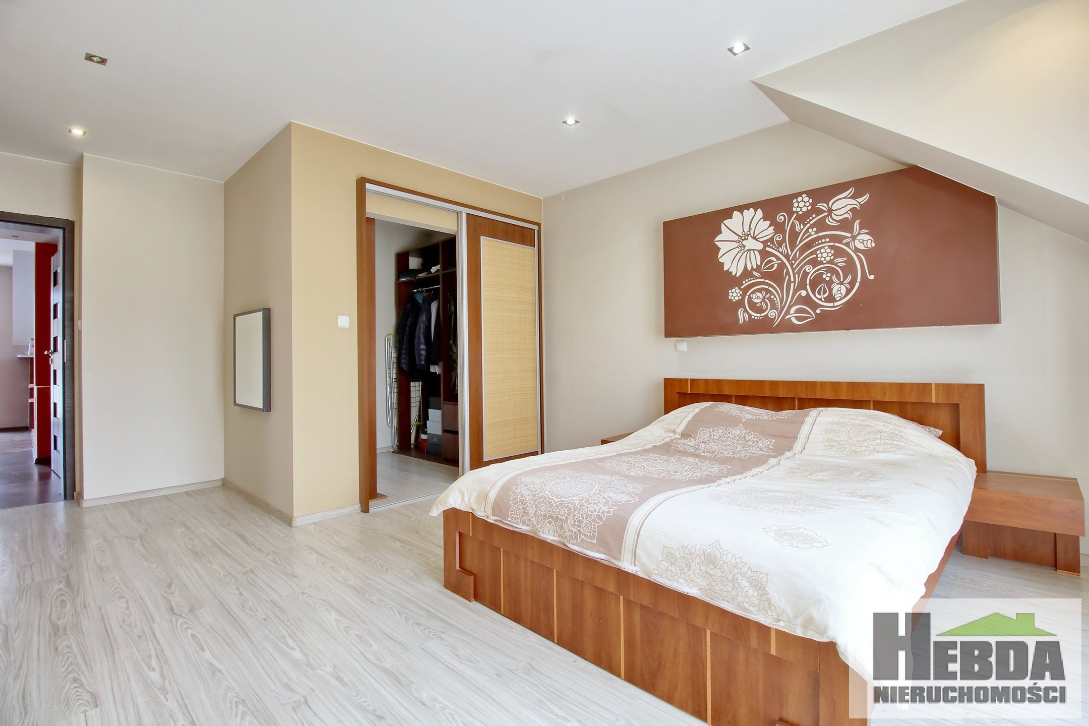 Zamknięte osiedle !!! Mieszkanie dla dużej rodziny !!! - zdjęcie 8