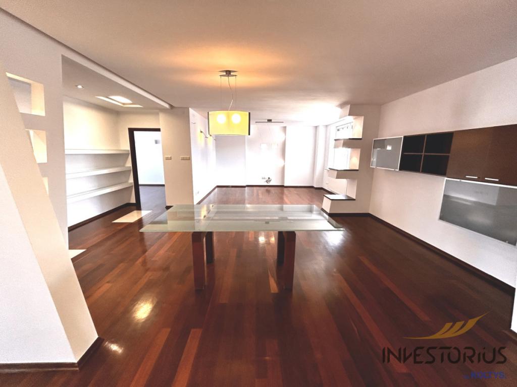 PRZESTRONNY APARTAMENT W ŚWIETNEJ LOKALIZACJI - zdjęcie 1