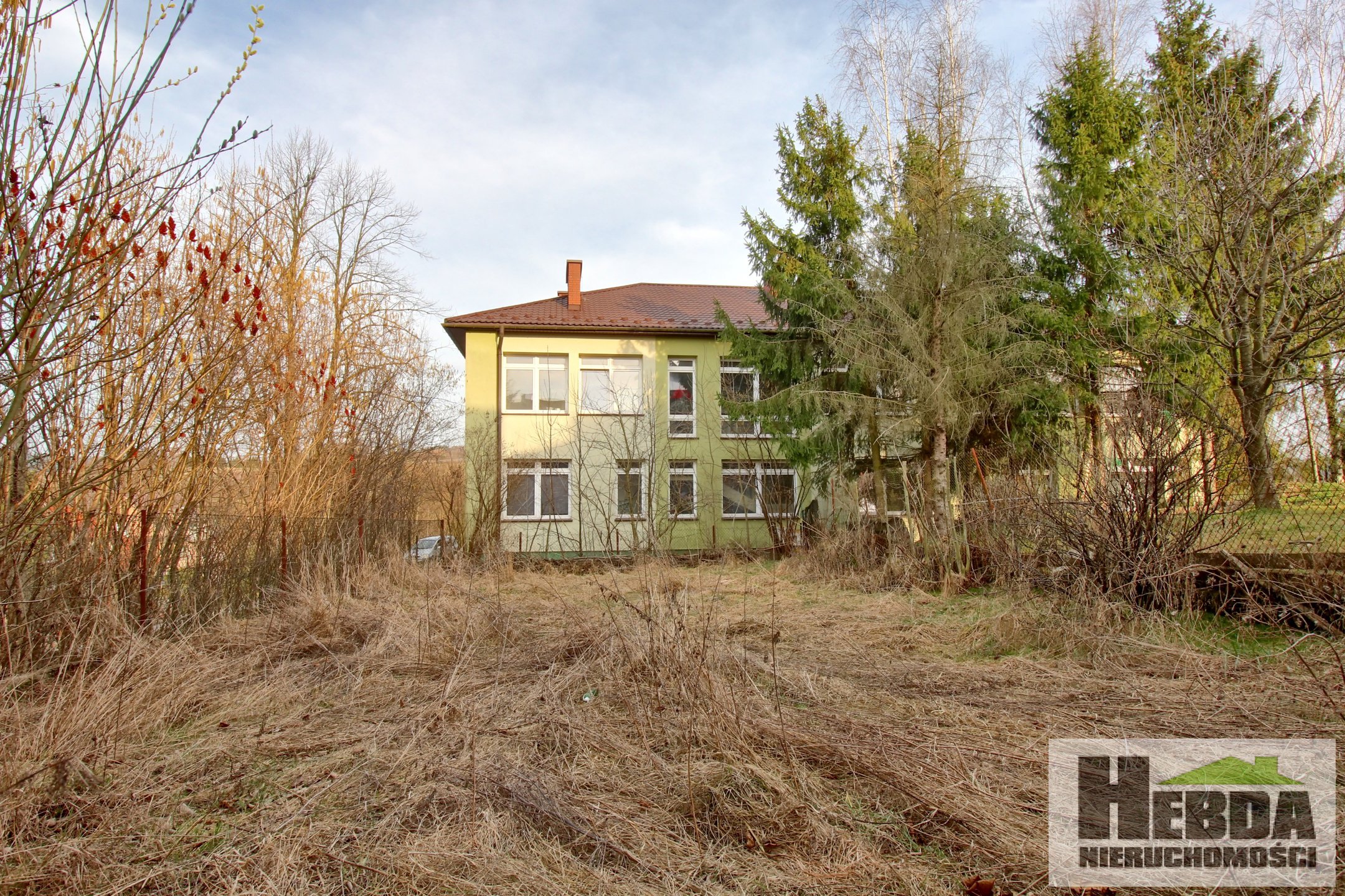 CIĘŻKOWICE !!! DOM DLA MAŁEJ RODZINY !!! CENTRUM !!! - zdjęcie 4