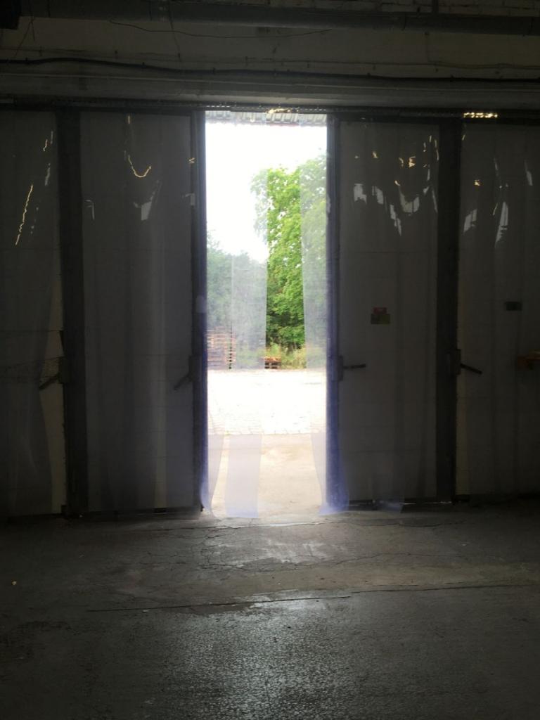 Tani Magazyn, hala - zdjęcie 2