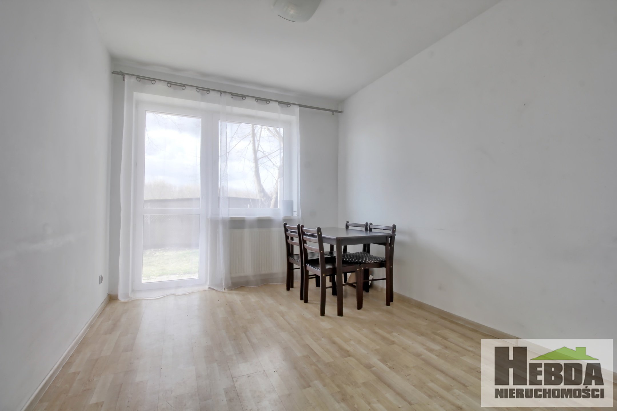 DWUPOKOJOWY LOKAL MIESZKALNY Z OGRÓDKIEM !!! ZAMKNIETE OSIEDLE !!! - zdjęcie 3