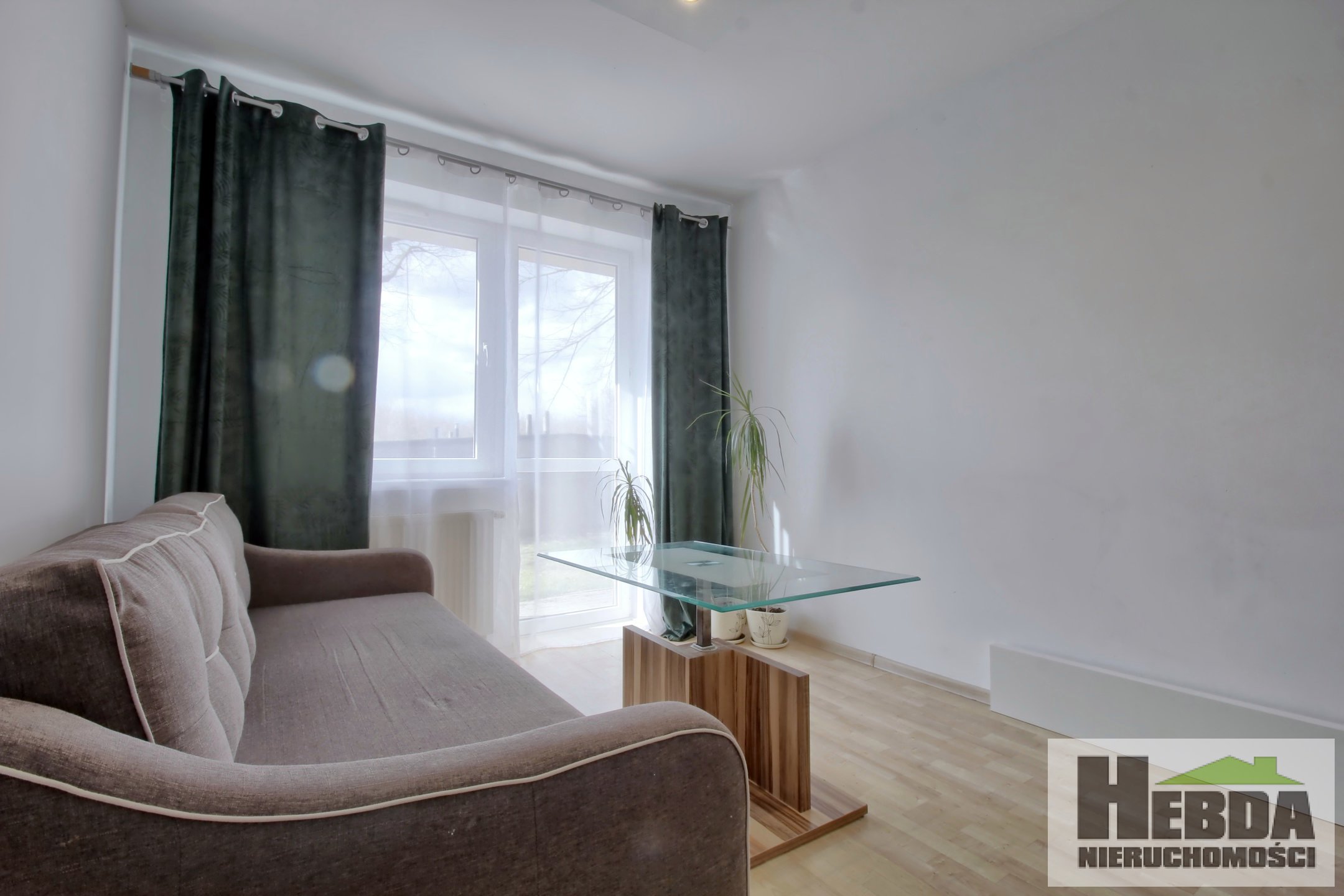 DWUPOKOJOWY LOKAL MIESZKALNY Z OGRÓDKIEM !!! ZAMKNIETE OSIEDLE !!! - zdjęcie 2