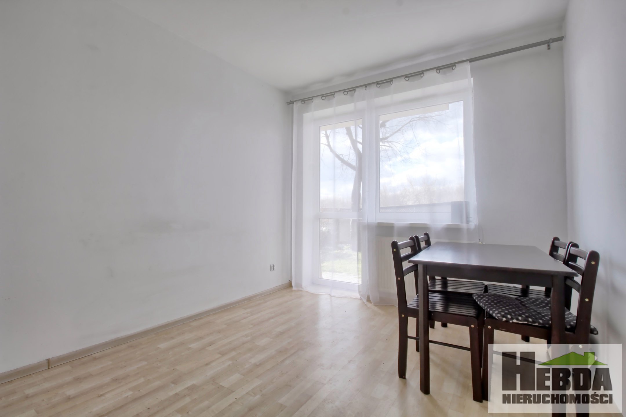 DWUPOKOJOWY LOKAL MIESZKALNY Z OGRÓDKIEM !!! ZAMKNIETE OSIEDLE !!! - zdjęcie 4