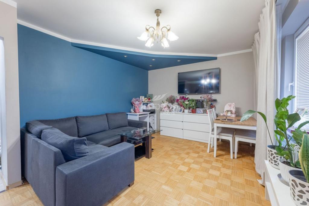 3 pokoje / 59,7 m2 / Balkon / 2 Garaże / 2 Piwnice - zdjęcie 2