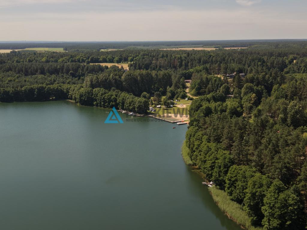 Działka nad jeziorem na sprzedaż - zdjęcie 4