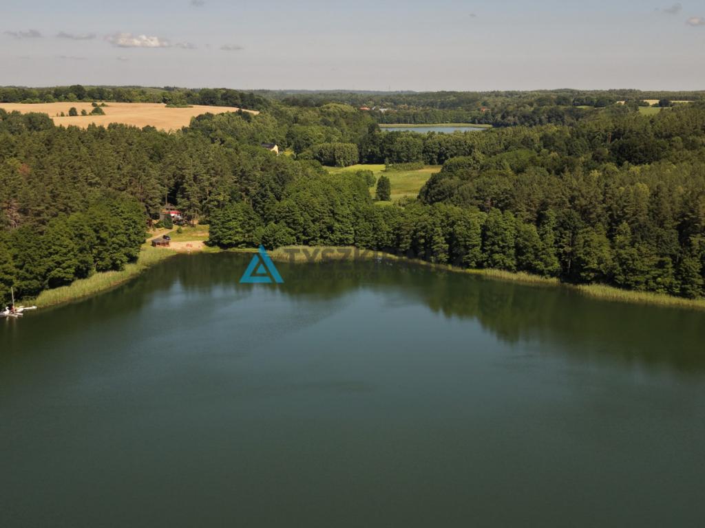 Działka nad jeziorem na sprzedaż - zdjęcie 8