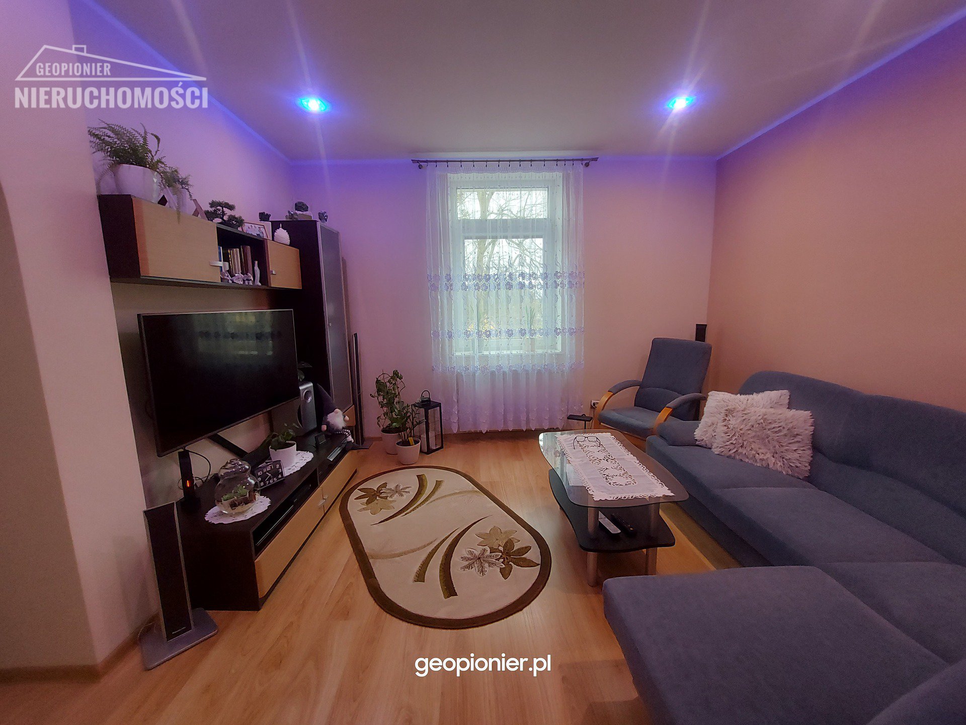 Gierzwałd - mieszkanie z garażem i ogródkiem - zdjęcie 2