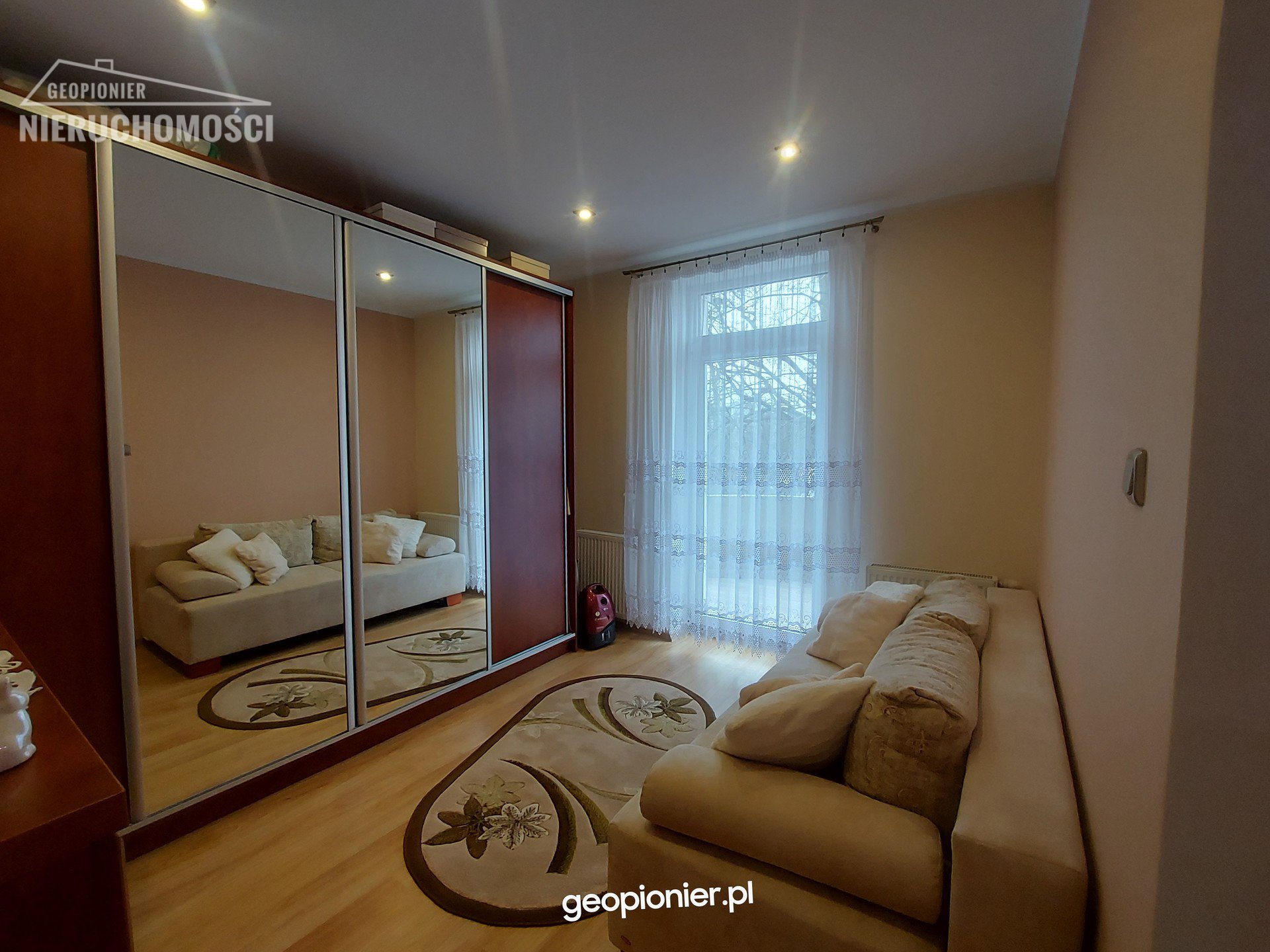 Gierzwałd - mieszkanie z garażem i ogródkiem - zdjęcie 5