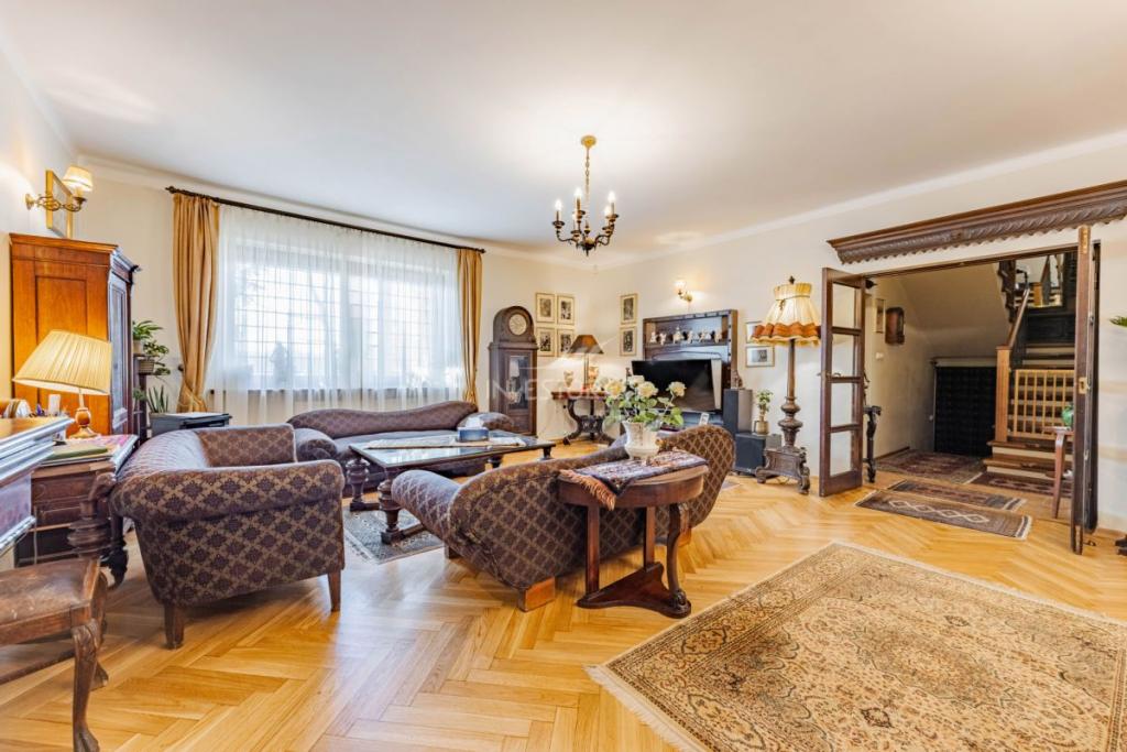 Dom 380m2/Super okolica/BIAŁOŁĘKA/Ogródek/Garaż - zdjęcie 4