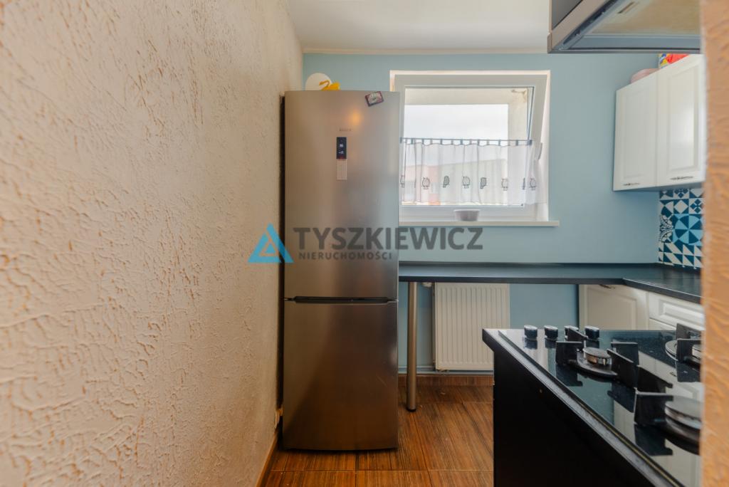 Przytulne mieszkanie z kominkiem. - zdjęcie 12