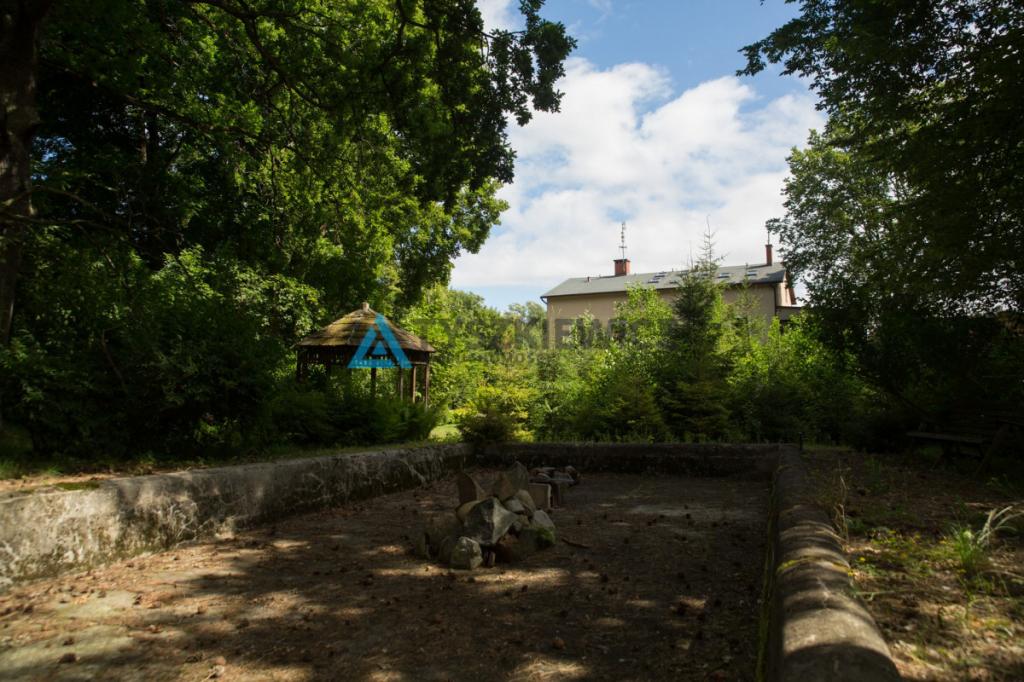 Obiekt historyczny nad rzeką Radunią w Bielkowie - zdjęcie 10