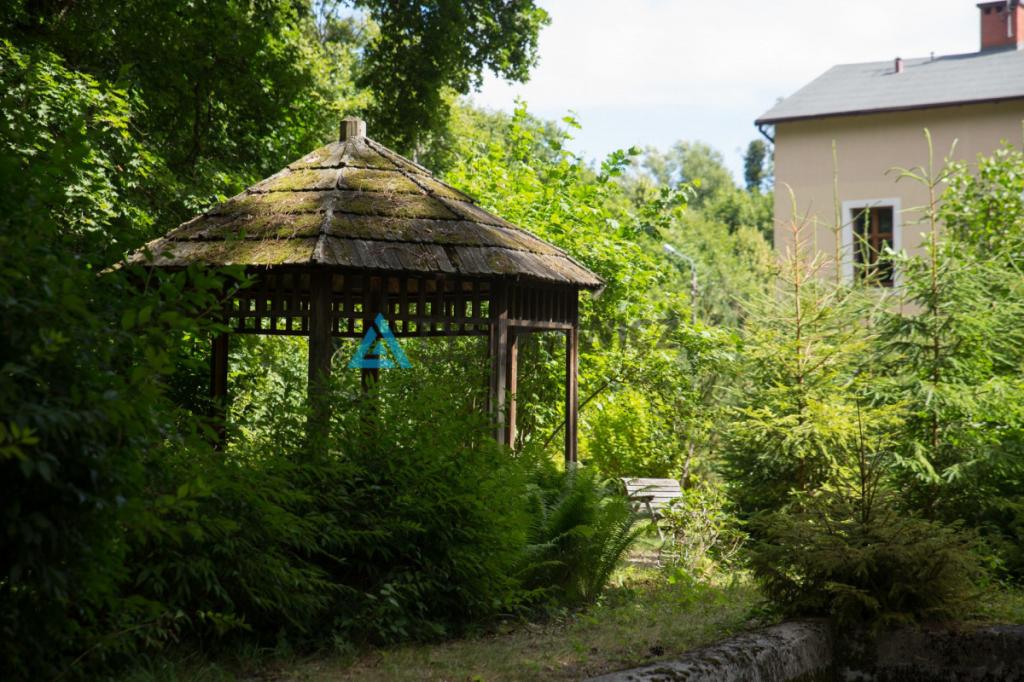 Obiekt historyczny nad rzeką Radunią w Bielkowie - zdjęcie 6
