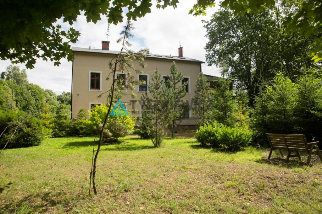 Obiekt historyczny nad rzeką Radunią w Bielkowie - zdjęcie 8