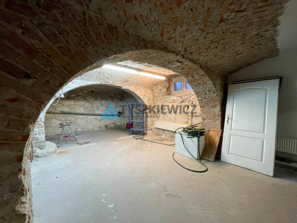 Obiekt historyczny nad rzeką Radunią w Bielkowie - zdjęcie 28