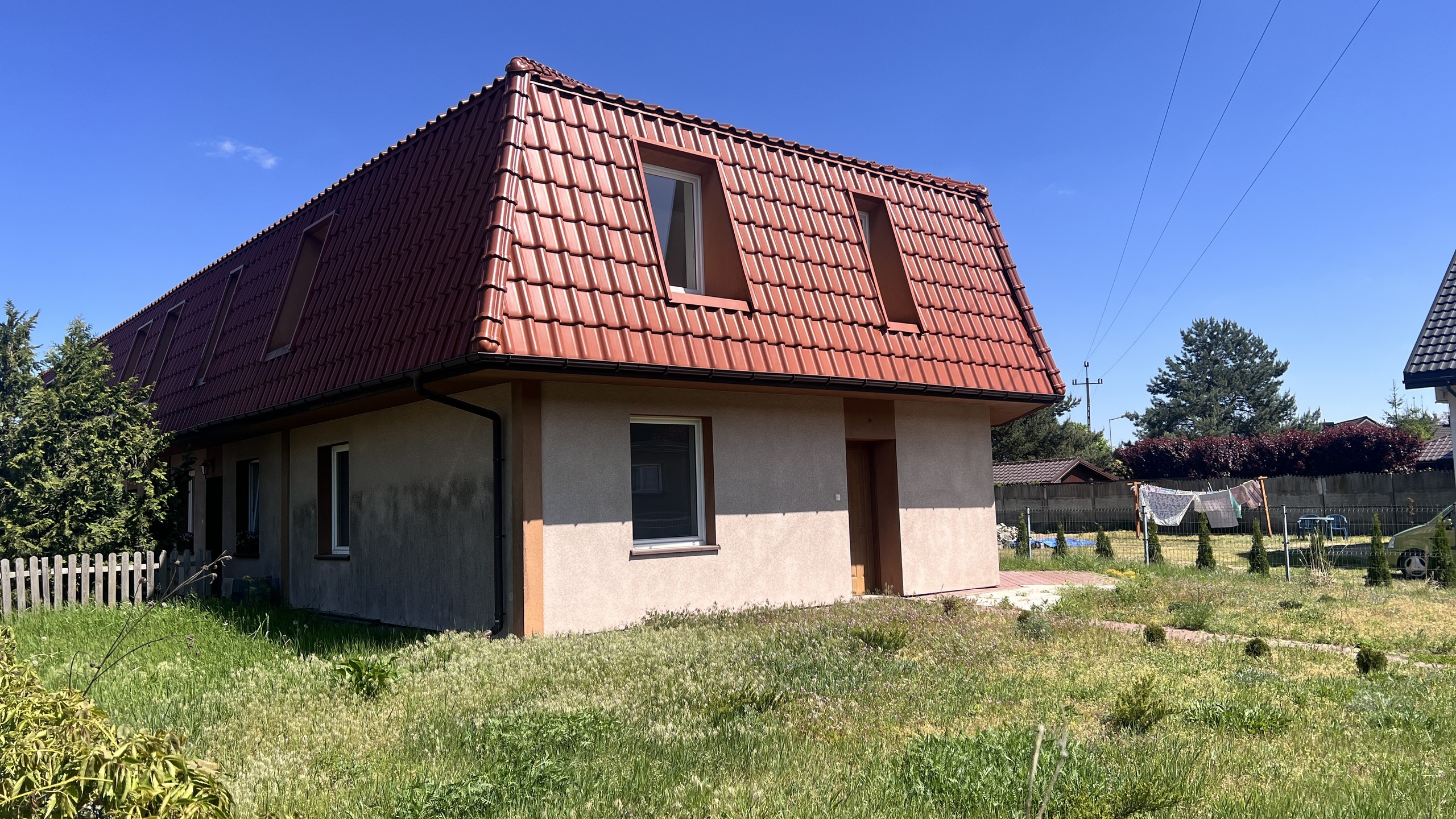 Skrajny segment szeregowca w otulinie lasów - zdjęcie 18