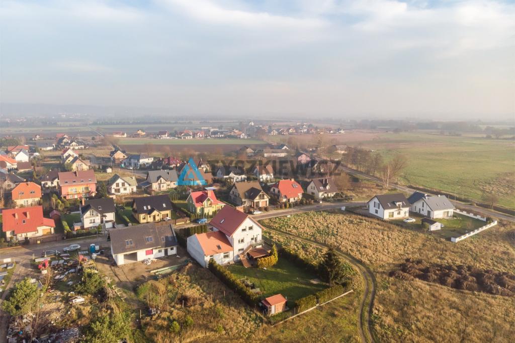 Nieruchomość z potencjałem dom, warsztat, duża dz. - zdjęcie 4