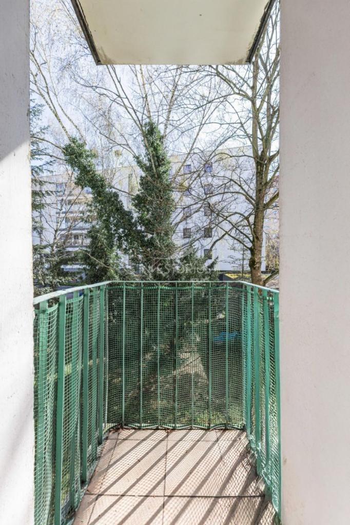 Dwa pokoje do zamieszkania w zielonej okolicy! - zdjęcie 10
