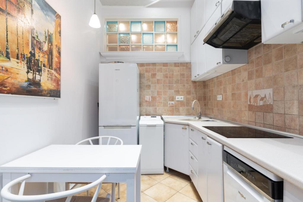 Mieszkanie 48&nbsp;m², Warszawa, Śródmieście, Wspólna - zdjęcie 6