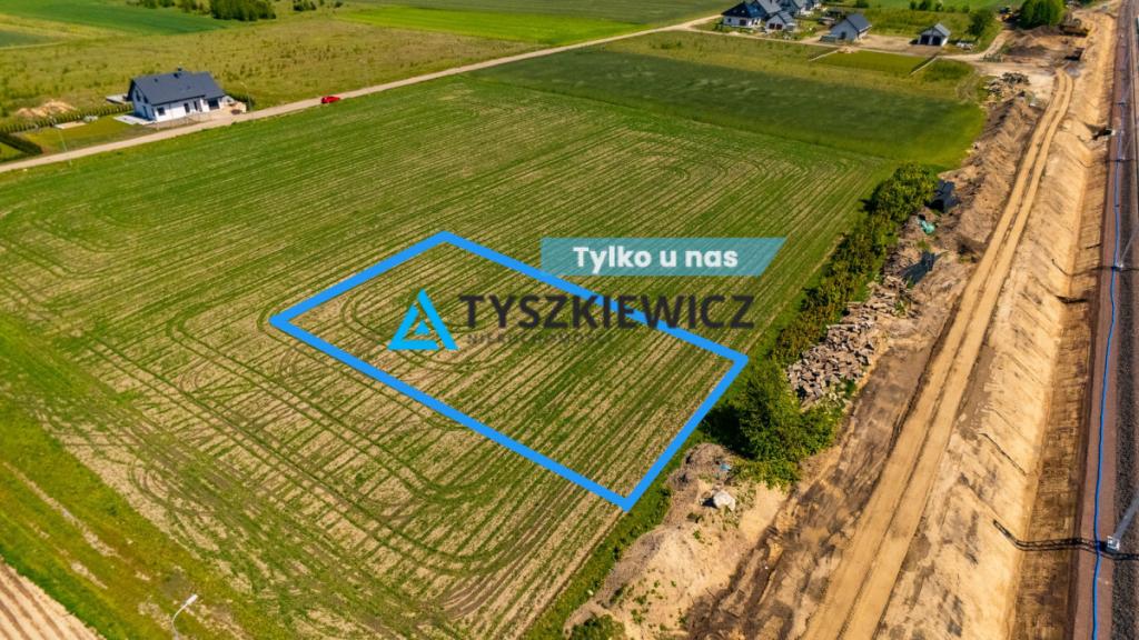 Działki budowlane na sprzedaż - zdjęcie 1