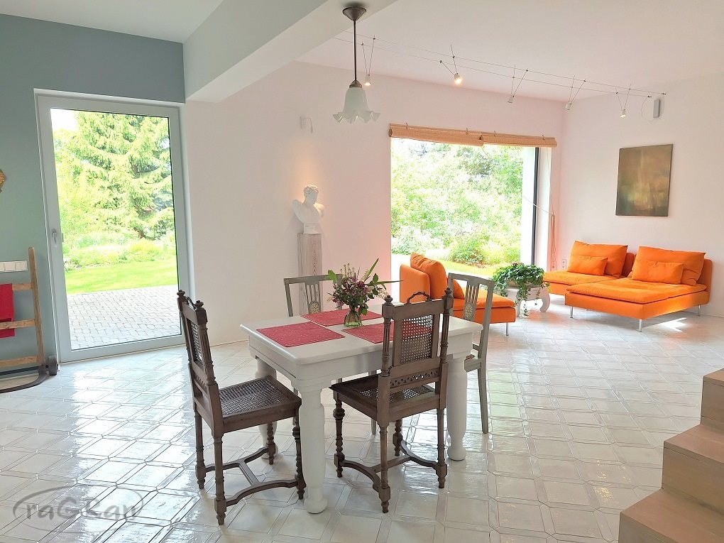 Wyjątkowy dom bdb dobrze skomunikowany z Warszawą - zdjęcie 2