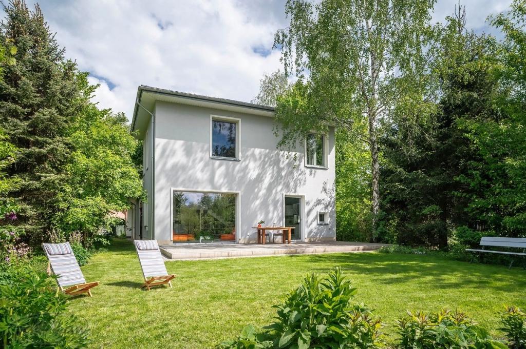 Wyjątkowy dom bdb dobrze skomunikowany z Warszawą - zdjęcie 19