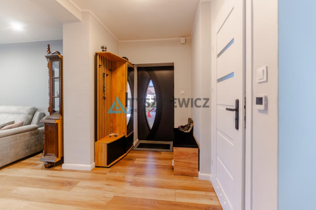 Półbliżniak nad jeziorem Wysoka, gm Raciąż - zdjęcie 10