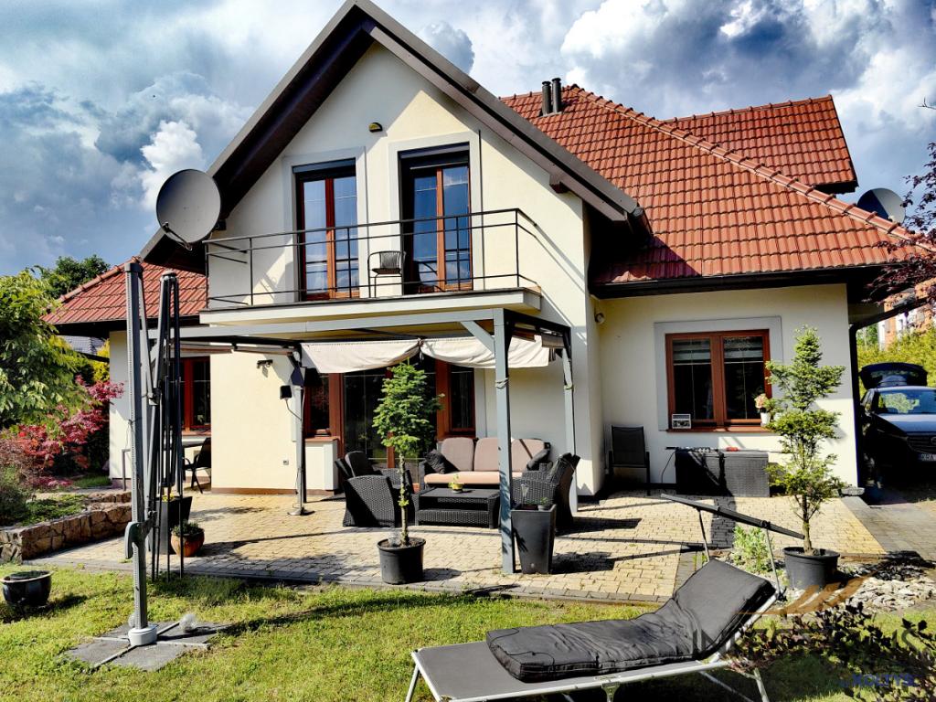 KOMFORTOWY DOM 269m2/6 POKOI TYLKO 4,5KM OD WAWELU - zdjęcie 2