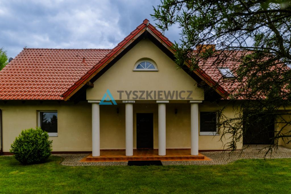 Posiadłość z dużą działką przy linii brzegowej - zdjęcie 5