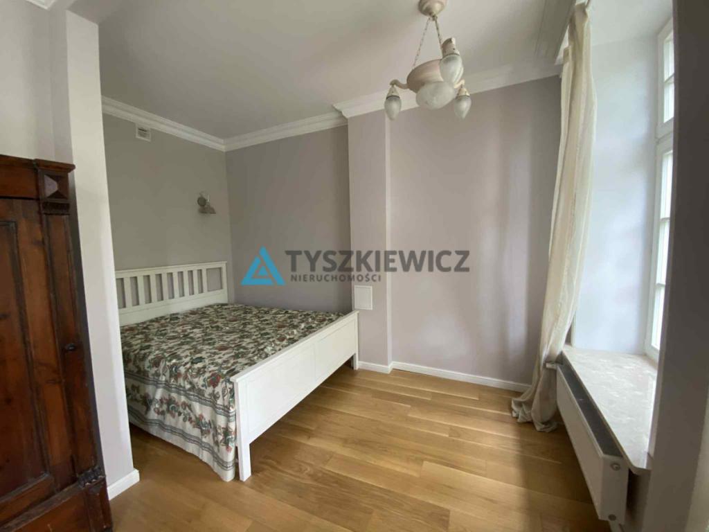 Urok starego Gdańska- stylowe mieszkanie - zdjęcie 5