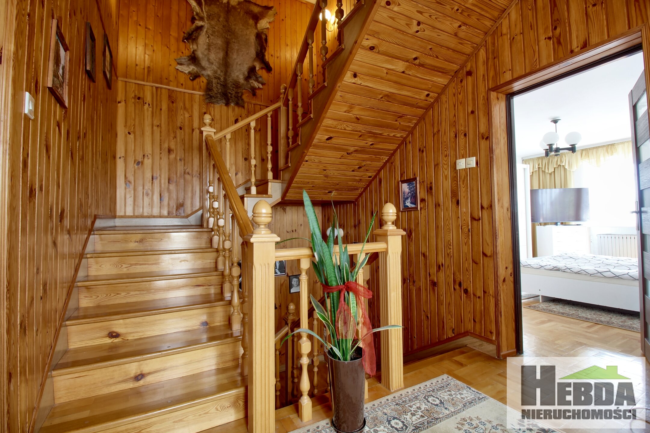 Wyjątkowa nieruchomość w Tarnowie - dom w zabudowie bliźniaczej z legendarnym lokalem usługowym "Meksyk" - zdjęcie 13