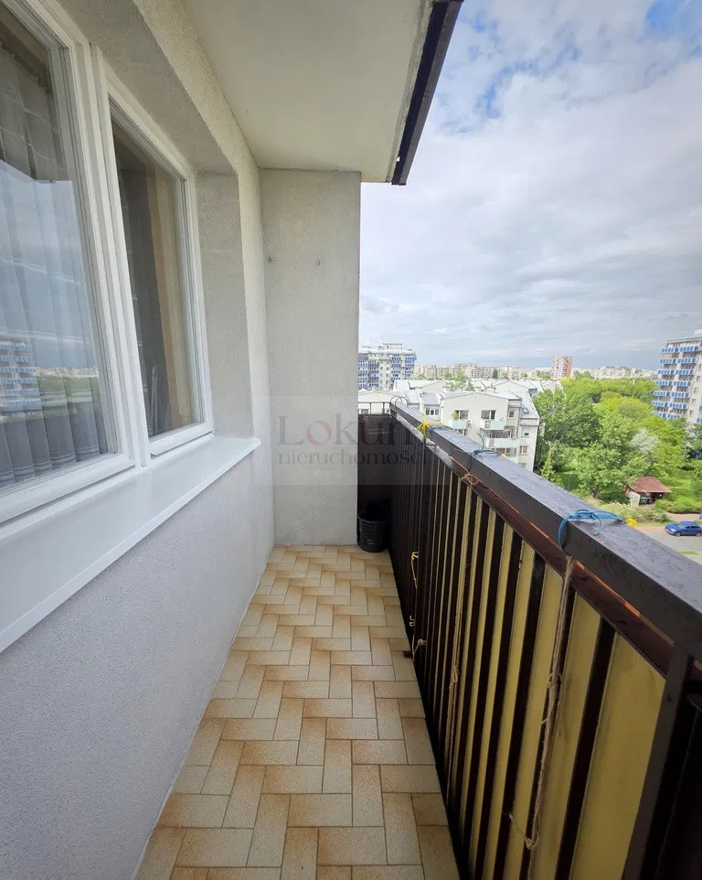 Bemowo - trzy pokoje obok stacji metra Ratusz - zdjęcie 9