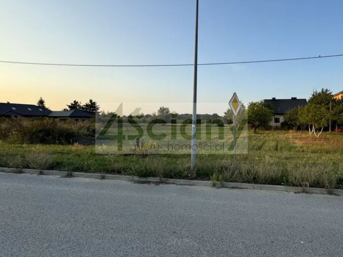 Działka budowlana 959 m², Tarczyn - zdjęcie 1