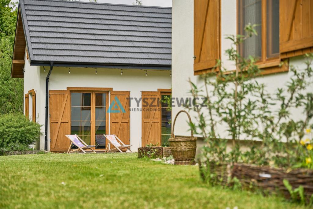 Atrakcyjne siedlisko z dwoma domkami nad jeziorem! - zdjęcie 3