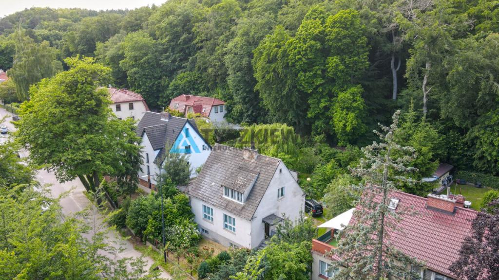 Działka 990m2 z domem, tuż przy lesie. - zdjęcie 7