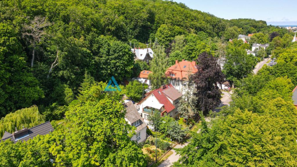 Działka 990m2 z domem, tuż przy lesie. - zdjęcie 11