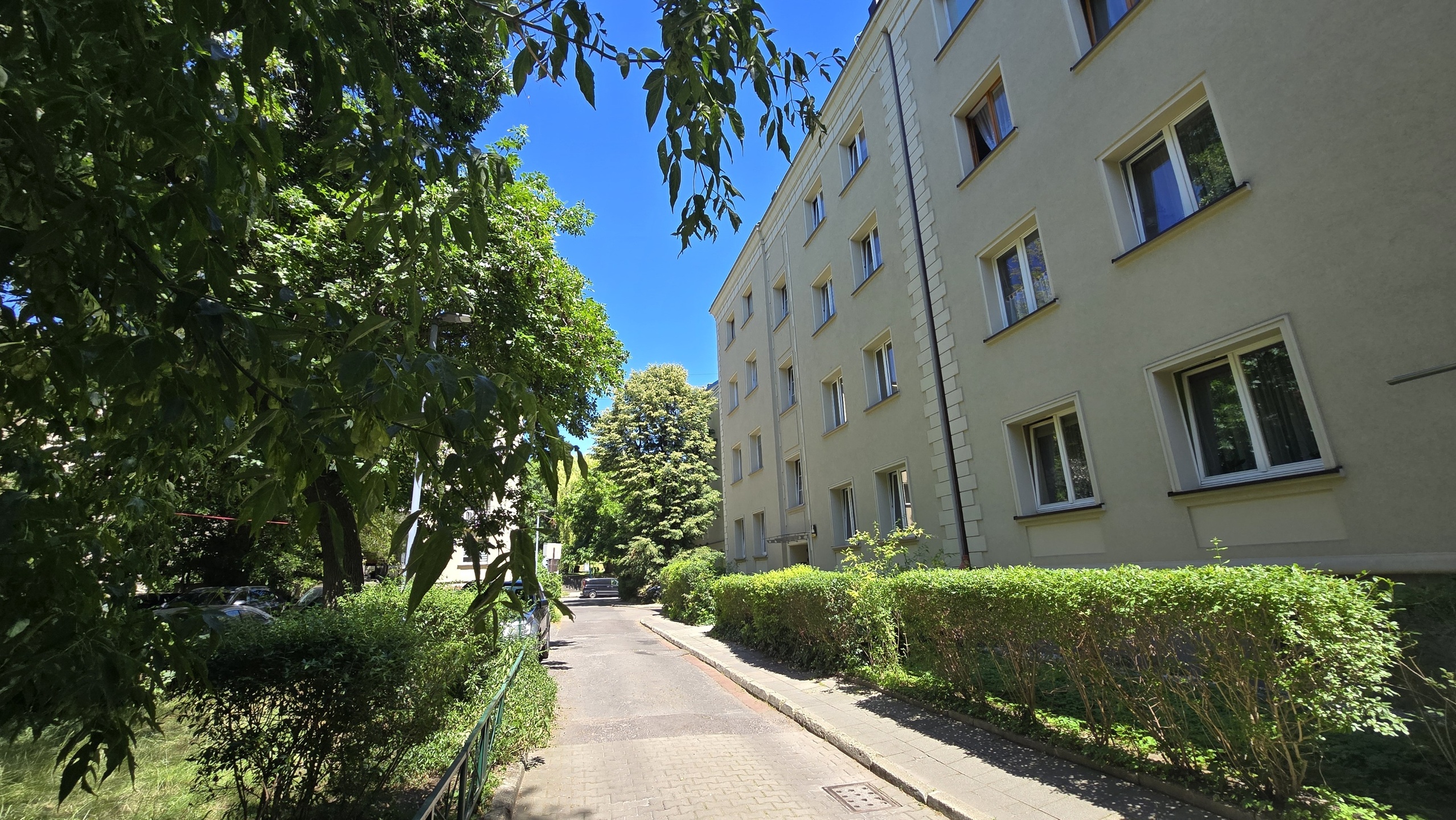 Przestronna kawalerka do sprzedaży w niskim bloku na Koszutce! - zdjęcie 17