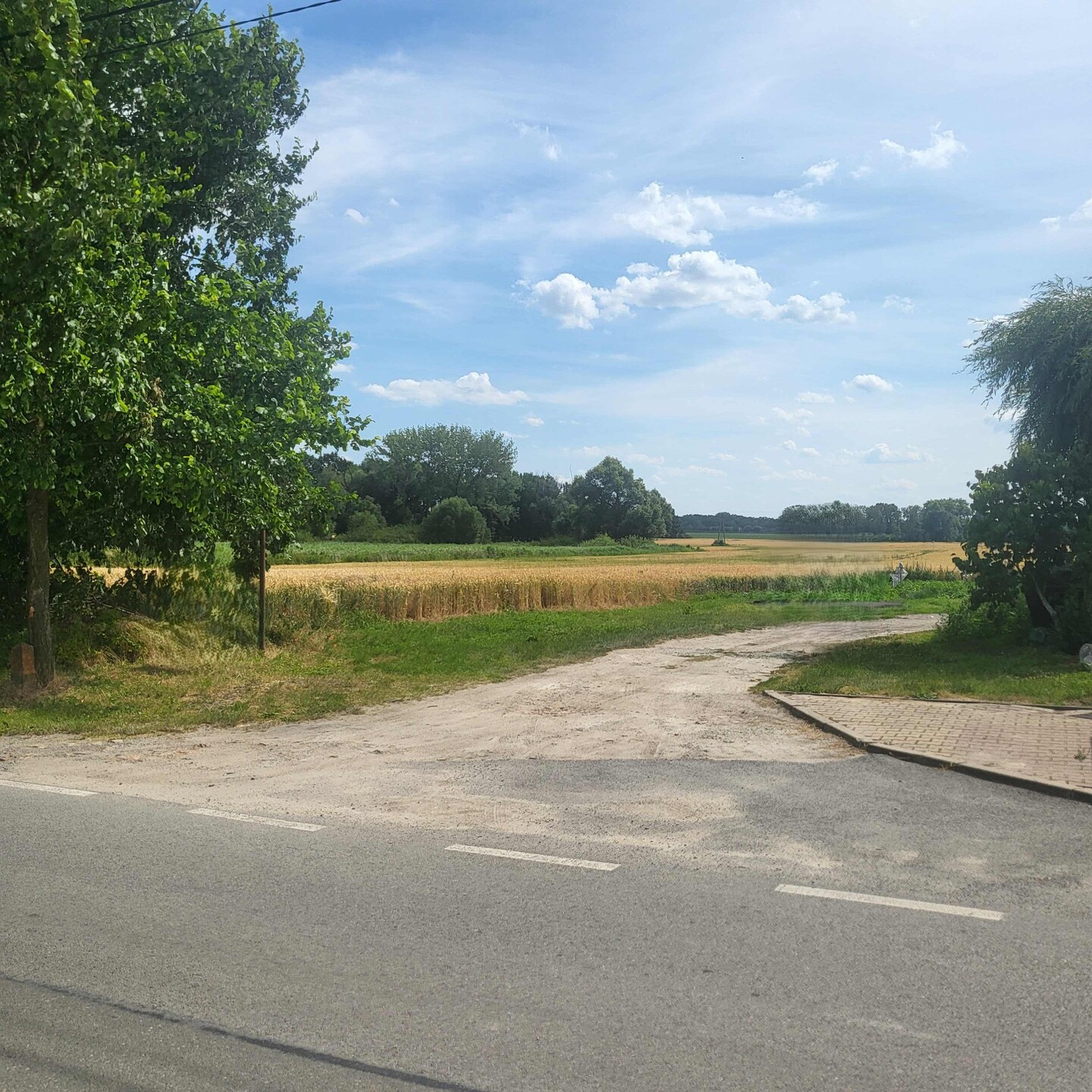 gm. Kobierzyce, wieś Nowiny, budowlana - zdjęcie 3