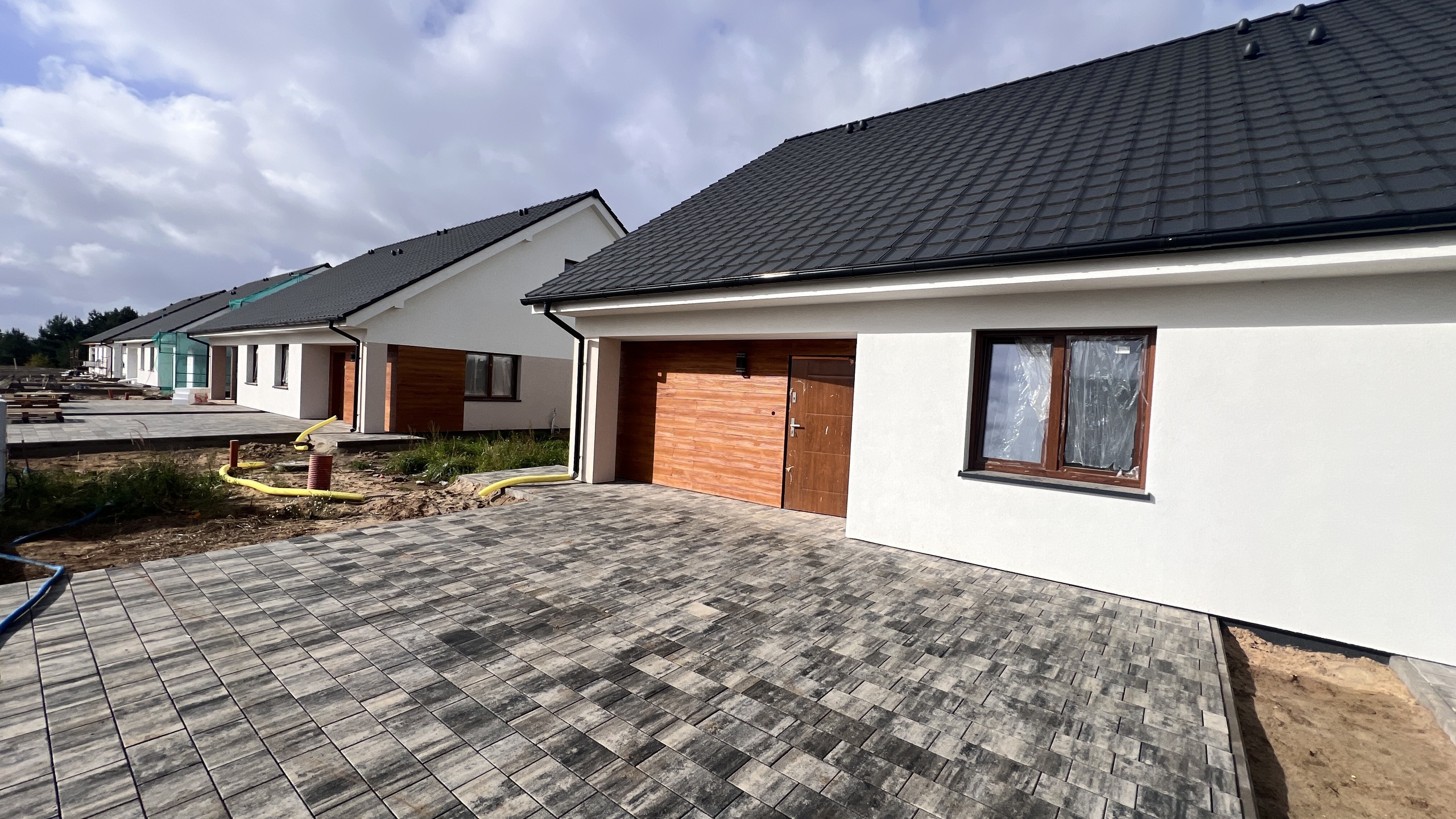 Nowe kameralne osiedle domów jednorodzinnych 2 km od Śremu - zdjęcie 19