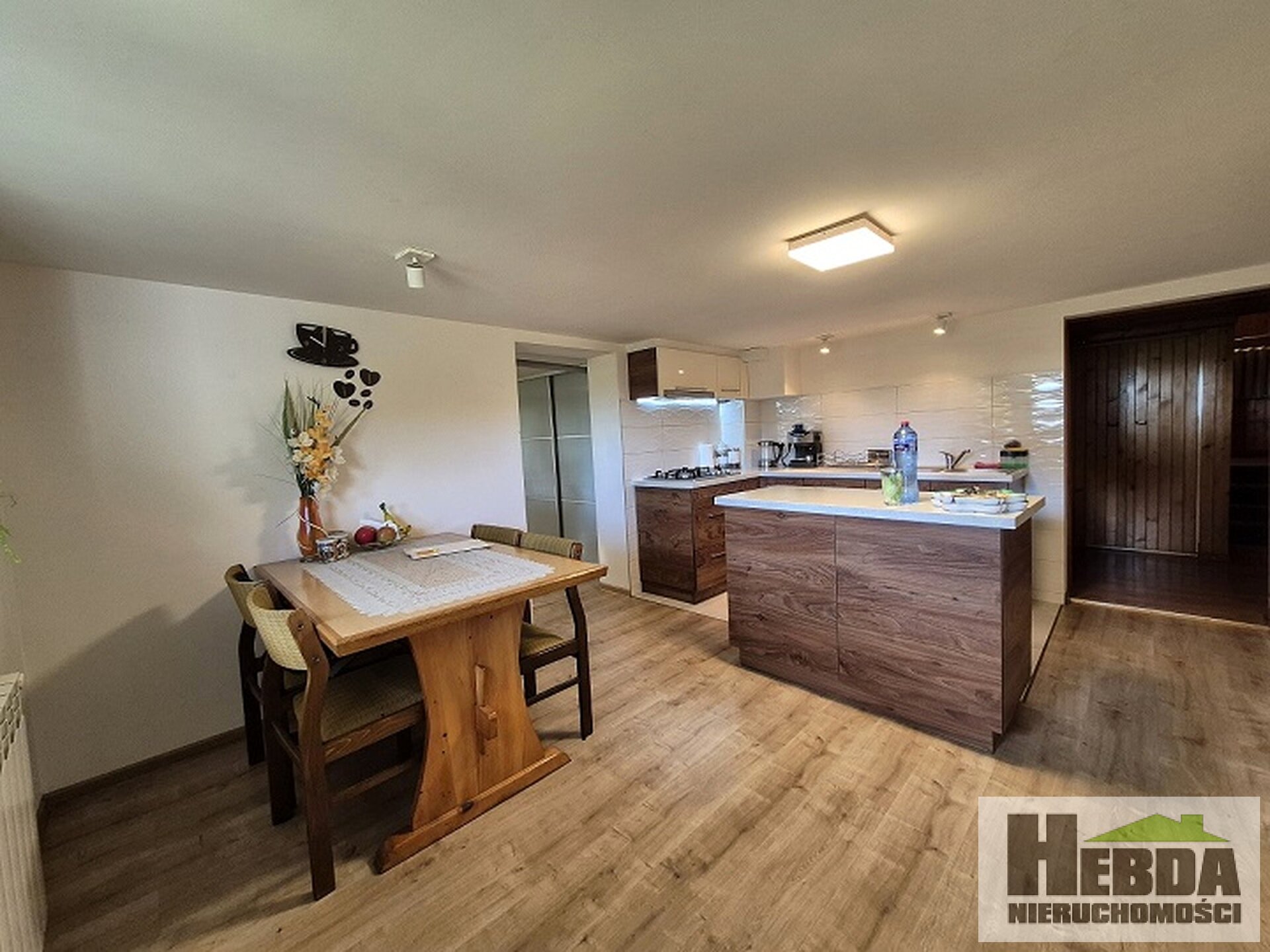 Żabno - DWA BUDYNKI ZA 550 000 ZŁ NA 14 AROWEJ DZIAŁCE - zdjęcie 9