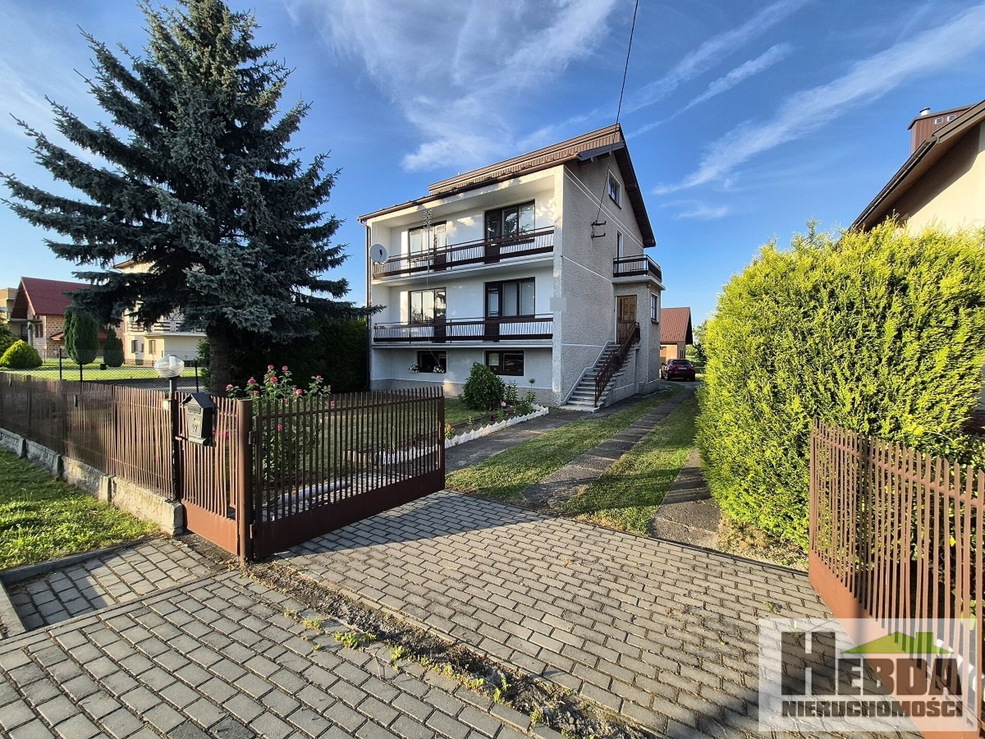 Żabno - DWA BUDYNKI ZA 550 000 ZŁ NA 14 AROWEJ DZIAŁCE - zdjęcie 1