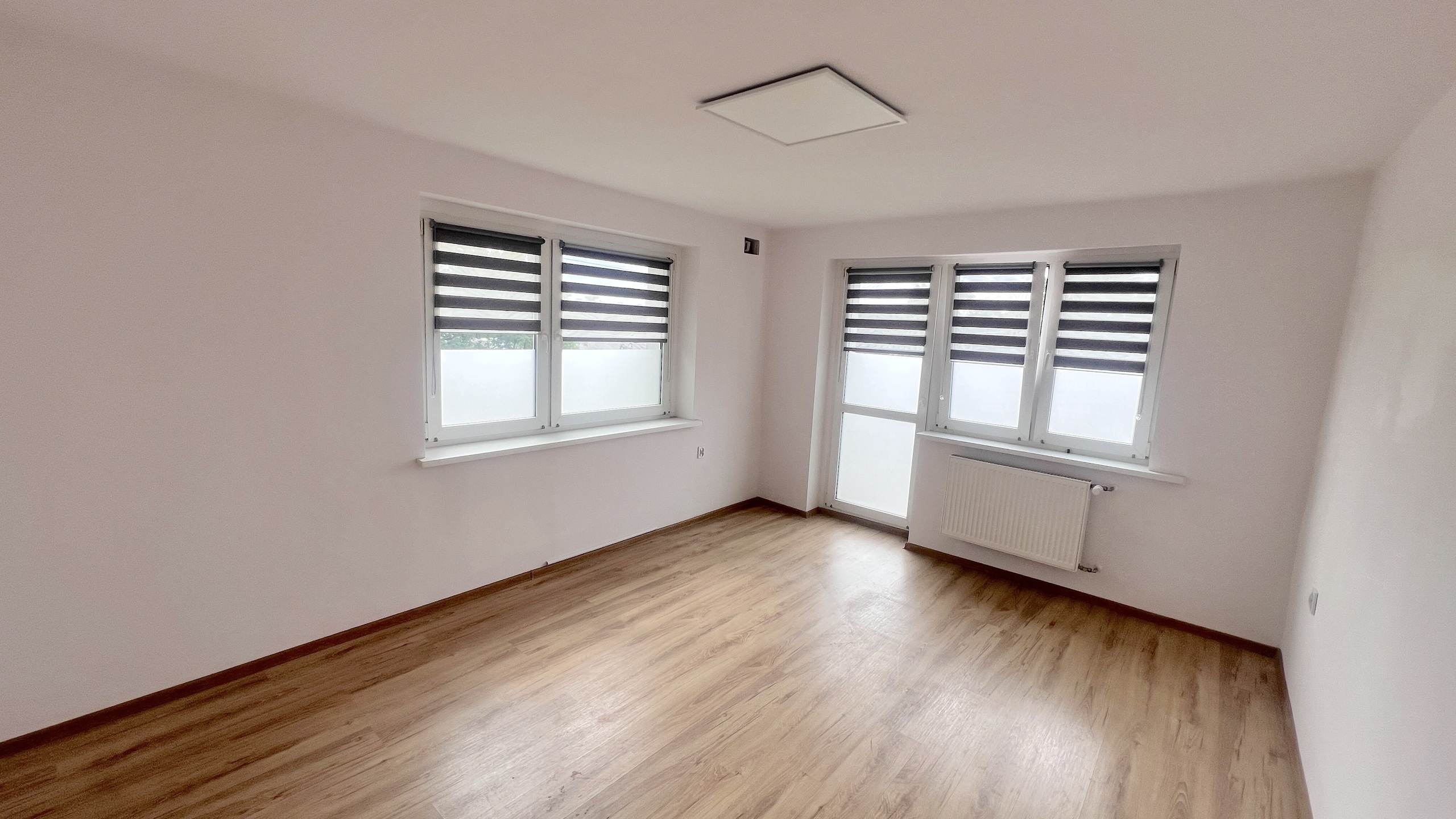 Dom po generalnym remoncie w widocznym miejscu - zdjęcie 13