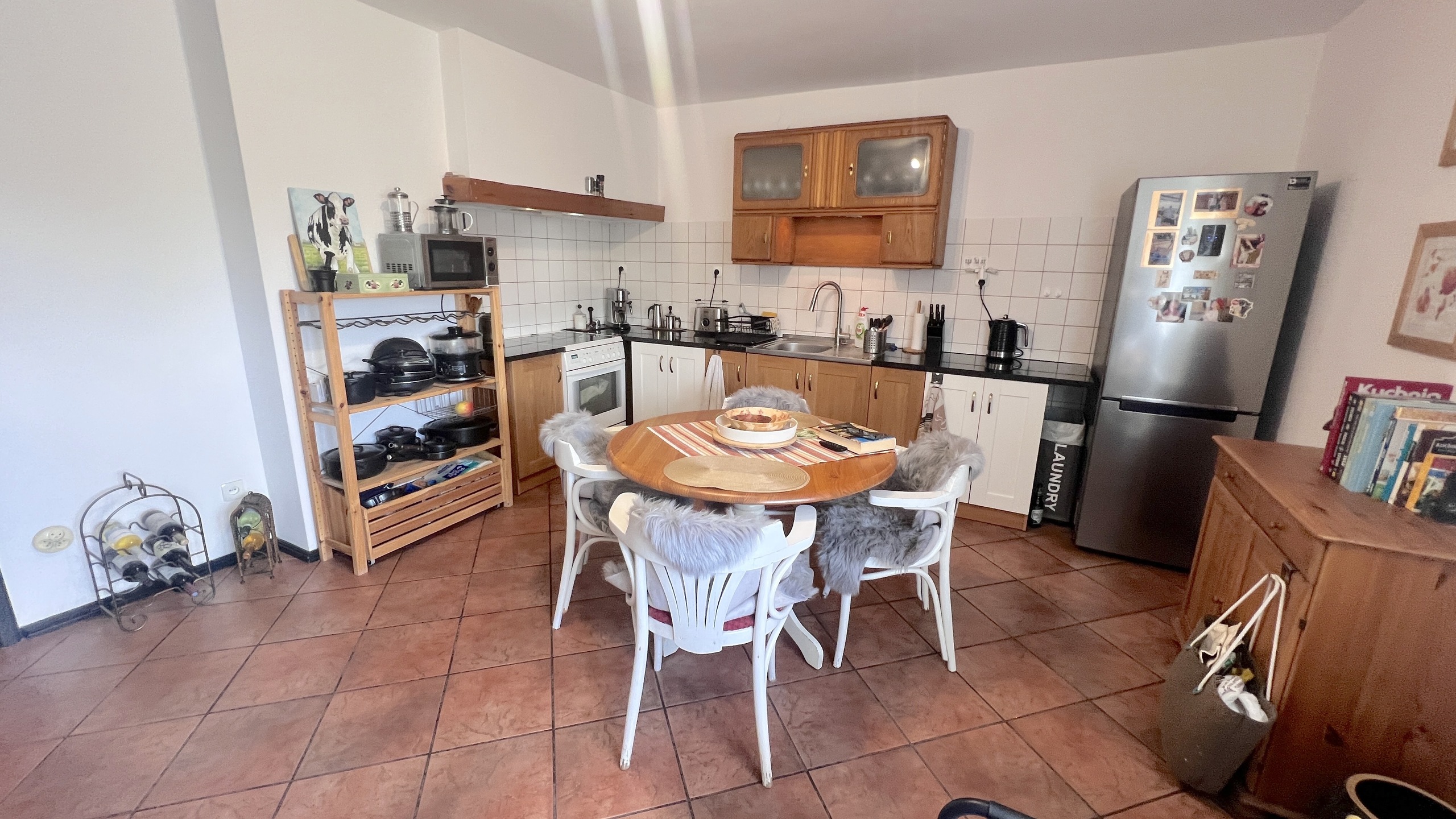 Przestronny dom w doskonałej lokalizacji z potencjałem inwestycyjnym - zdjęcie 10